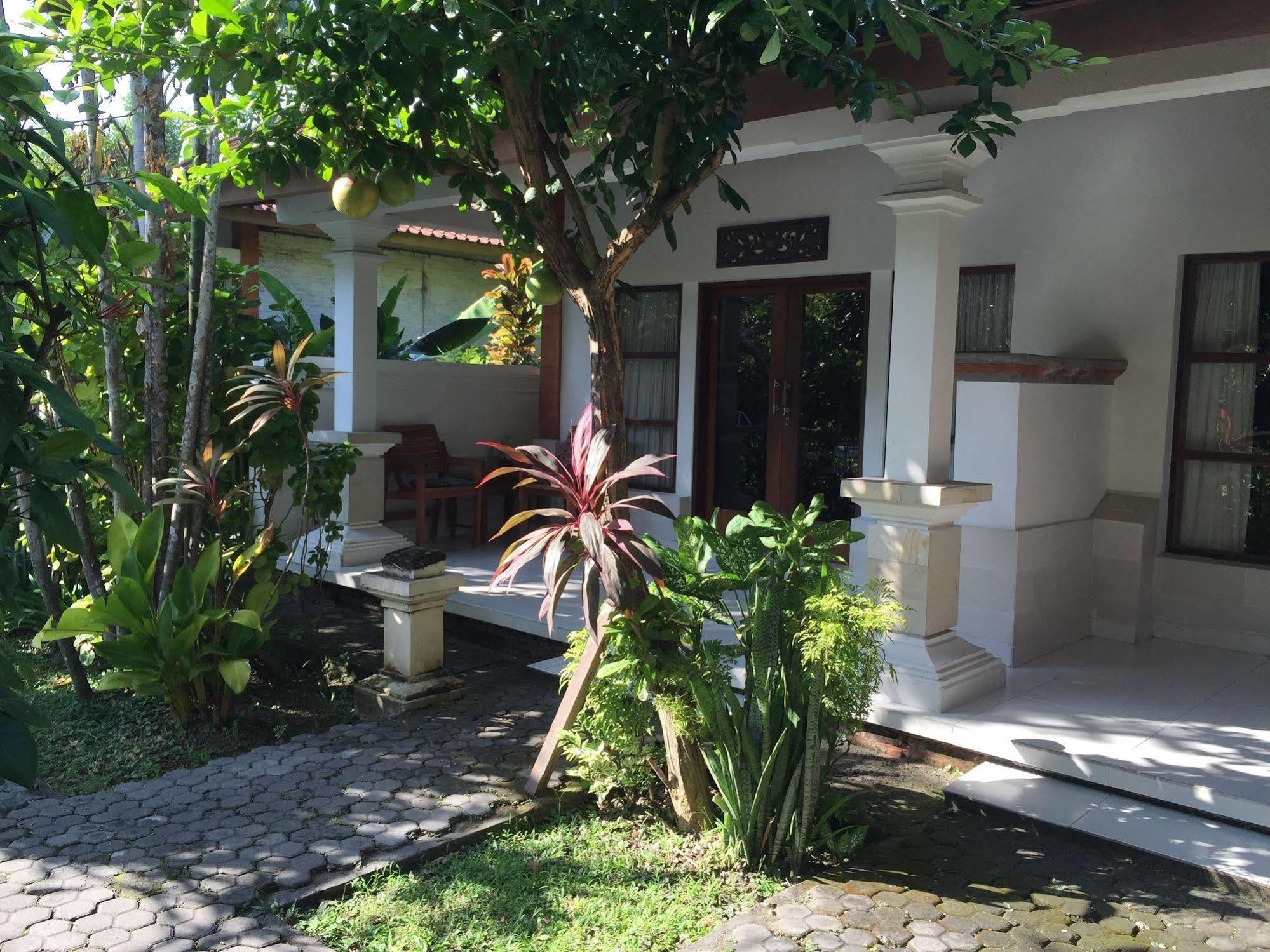 Bumi Ayu Bungalow Sanur מראה חיצוני תמונה